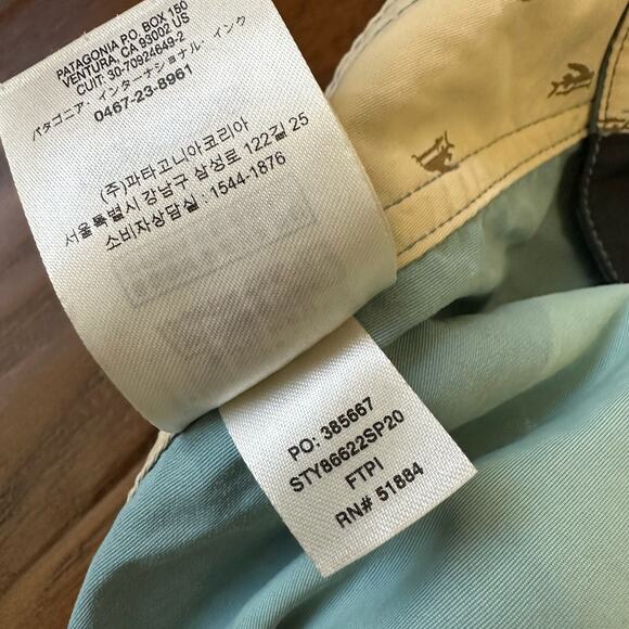 PATAGONIA Wavefarer Shorts Pigeon Blue Striped Surfing Boardshorts - Picture 9 of 10